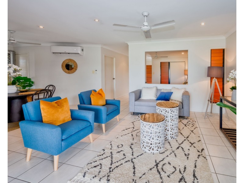 24 Newbury Drive, Mount Low QLD 4818