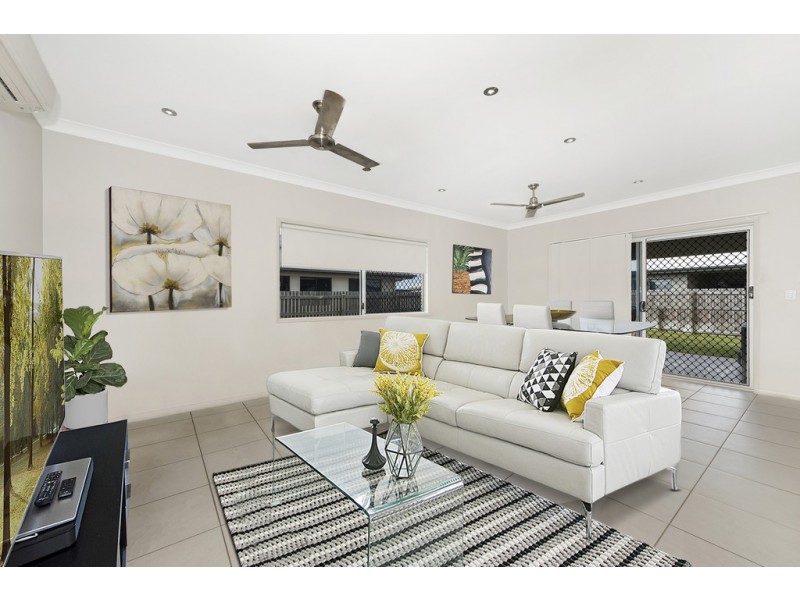 9 Sunburst Street, Mount Low QLD 4818