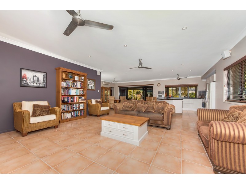 3 Hickory Court, Bushland Beach QLD 4818