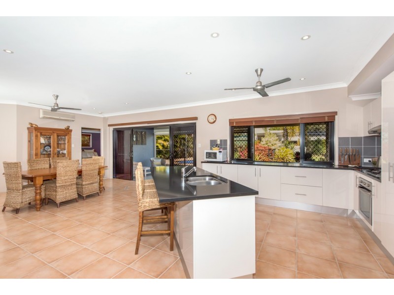 3 Hickory Court, Bushland Beach QLD 4818