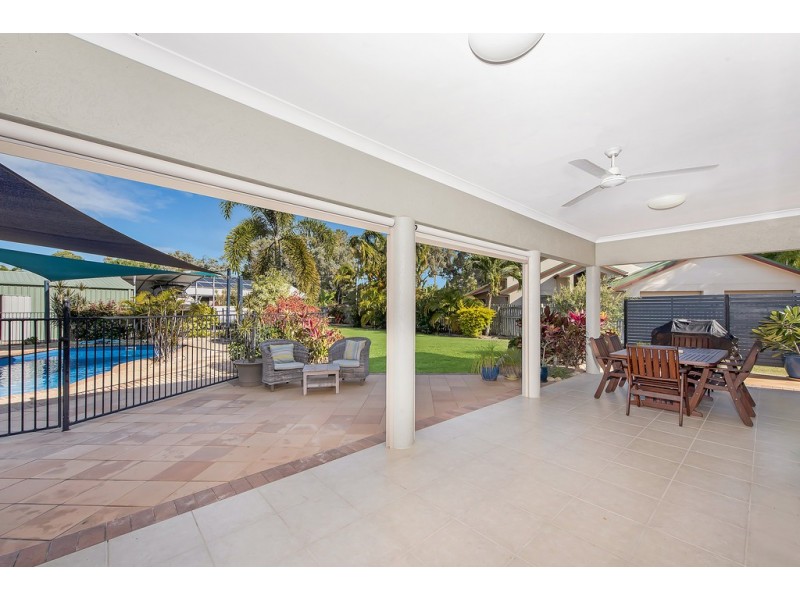 3 Hickory Court, Bushland Beach QLD 4818