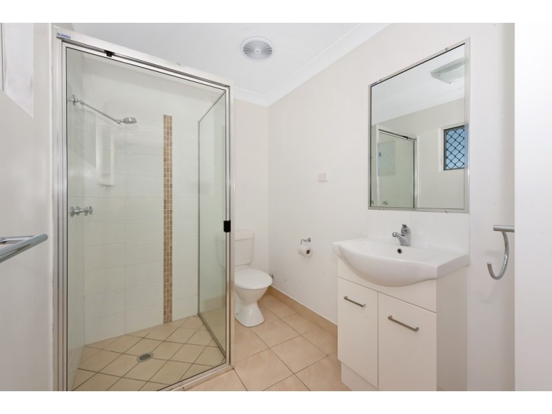 15 Mariala Court, Bushland Beach QLD 4818