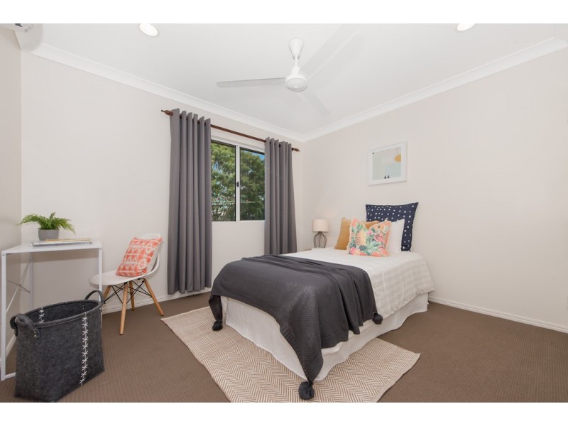 33 Havenwood Drive, Mount Low QLD 4818