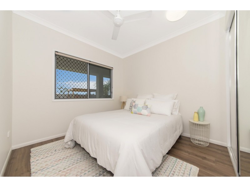 12 Carabeen Court, Mount Low QLD 4818