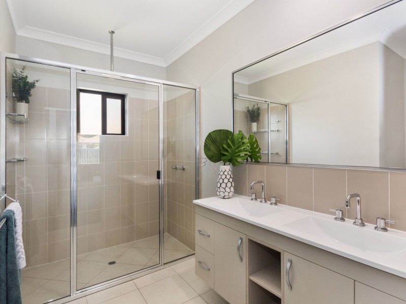 10 Dugong Court, Bushland Beach QLD 4818