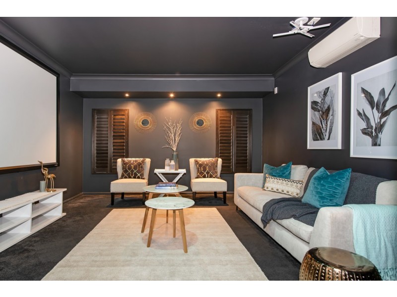 9 Hinton Court, Deeragun QLD 4818