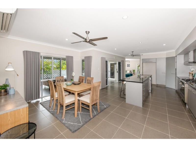 9 Hinton Court, Deeragun QLD 4818