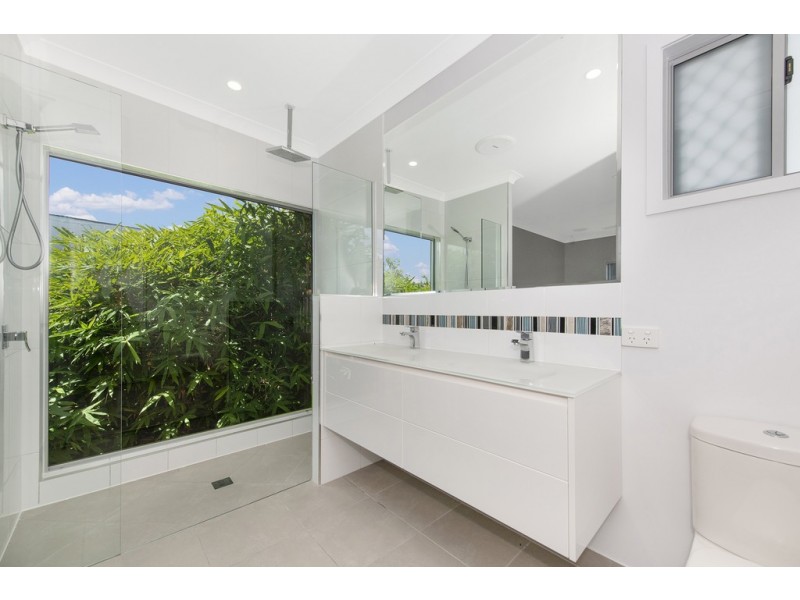 23 Conway Street, Mount Low QLD 4818