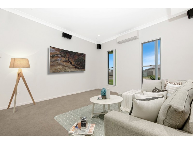 23 Conway Street, Mount Low QLD 4818