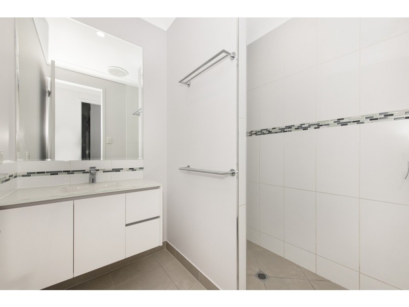 23 Conway Street, Mount Low QLD 4818