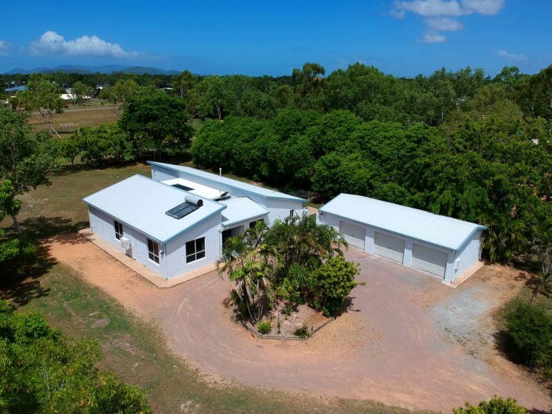 10 Duroy Street, Mount Low QLD 4818