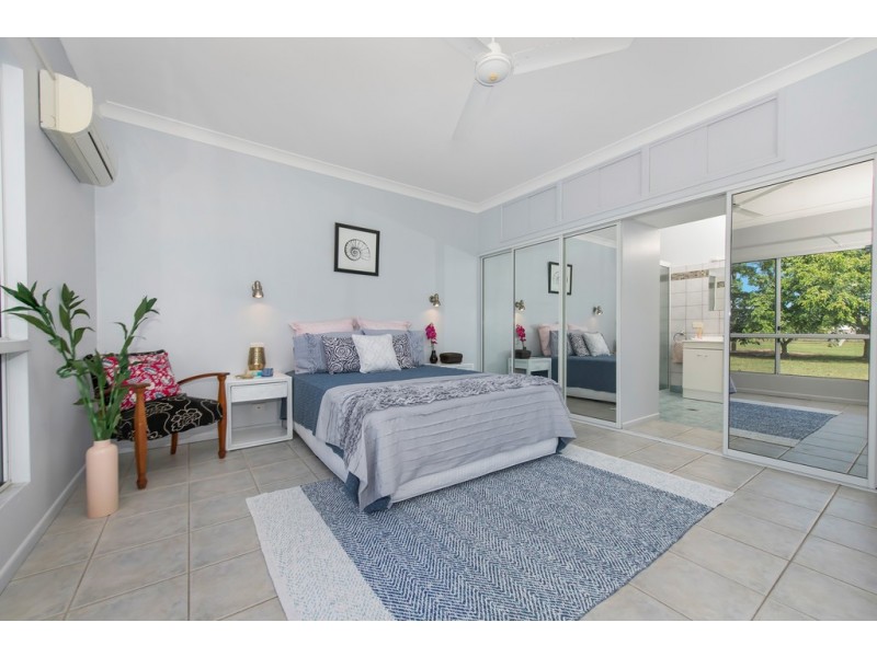 10 Duroy Street, Mount Low QLD 4818