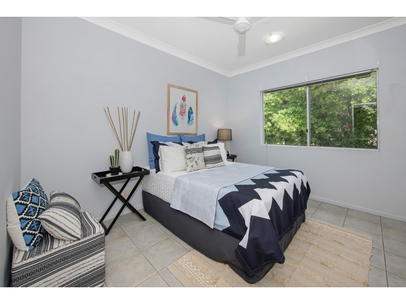 10 Duroy Street, Mount Low QLD 4818