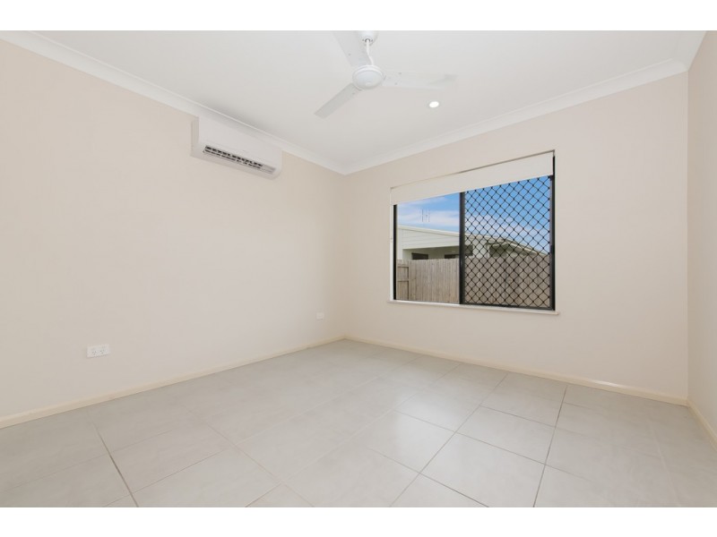 7 Epping Way, Mount Low QLD 4818