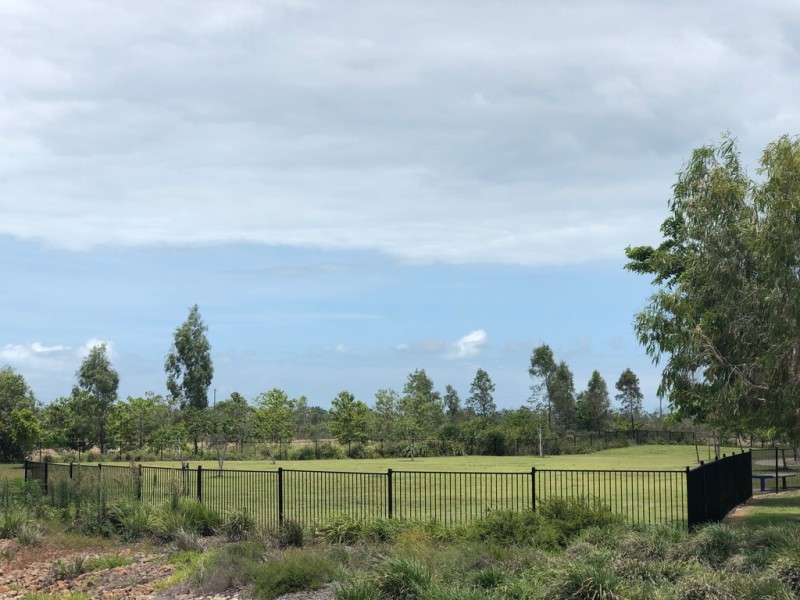 7 Epping Way, Mount Low QLD 4818