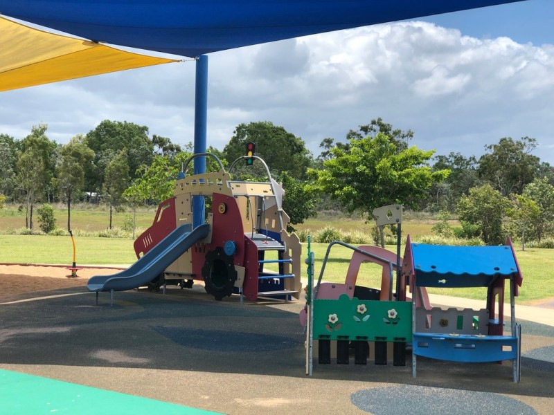 7 Epping Way, Mount Low QLD 4818