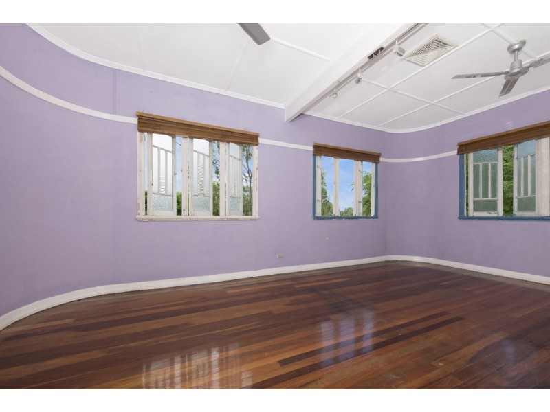 175 Mount Low Parkway, Mount Low QLD 4818