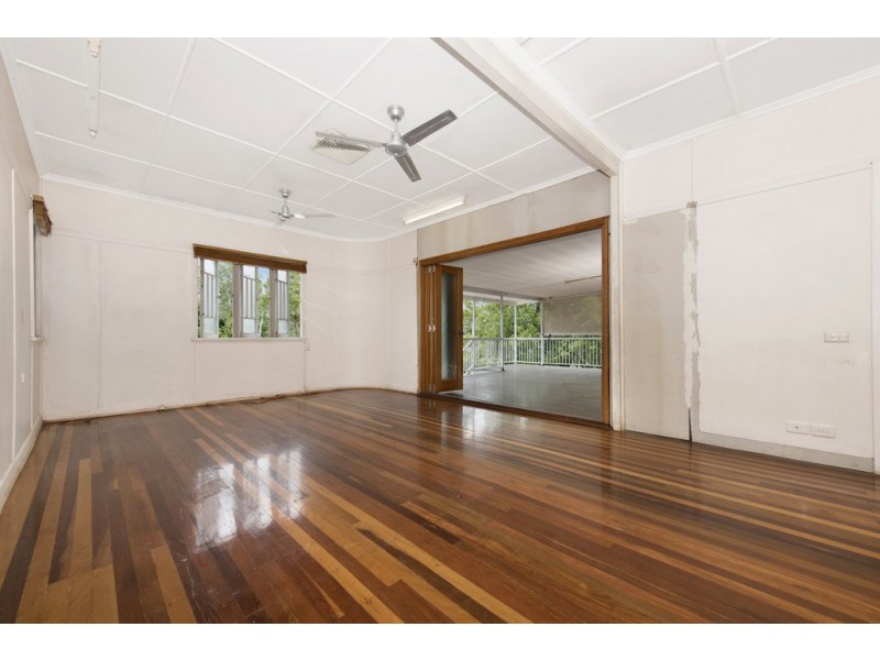 175 Mount Low Parkway, Mount Low QLD 4818