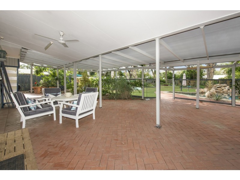 22 Mostyn Crescent, Bushland Beach QLD 4818