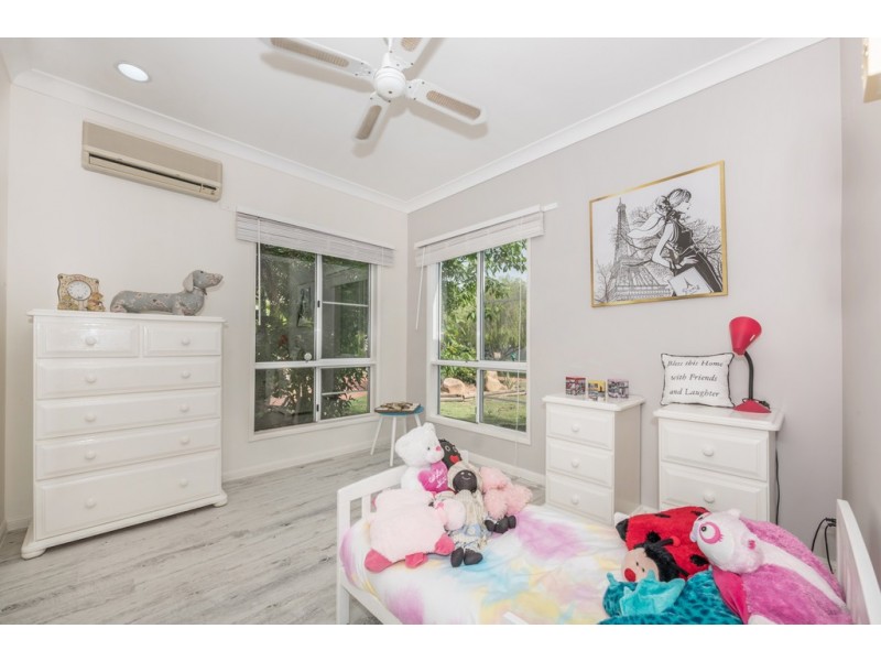 22 Mostyn Crescent, Bushland Beach QLD 4818