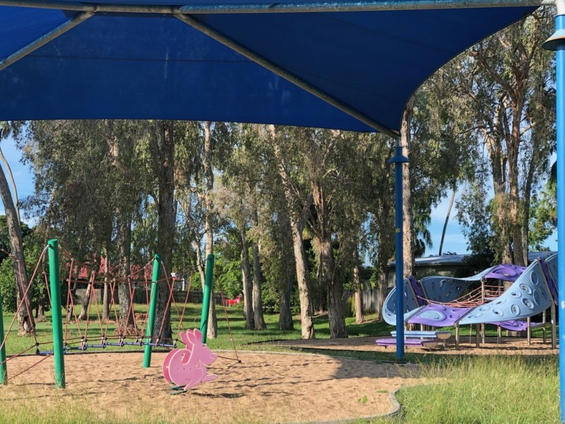 22 Mostyn Crescent, Bushland Beach QLD 4818