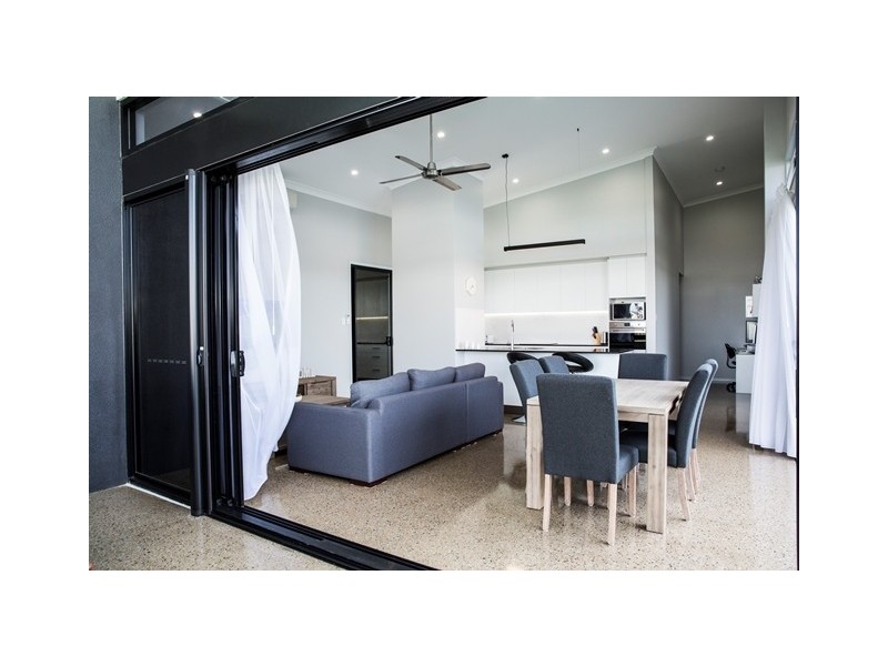 31 Sunburst Street, Mount Low QLD 4818