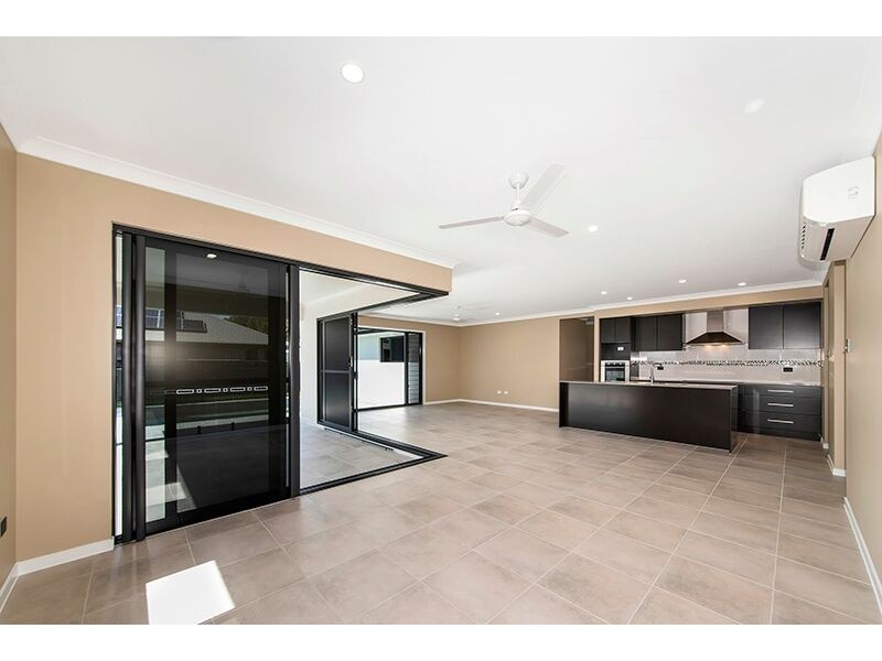 18 Margarita Court, Bushland Beach QLD 4818