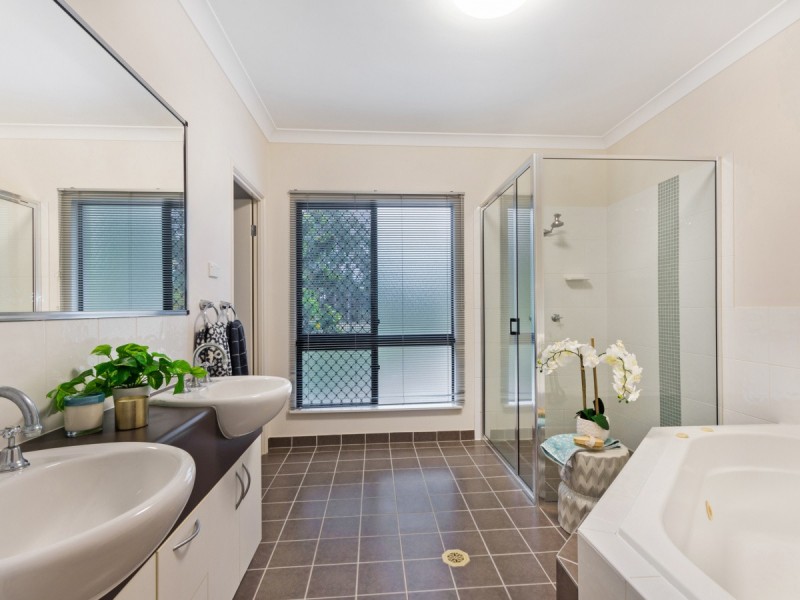 12 Goicoechea Drive, Bushland Beach QLD 4818