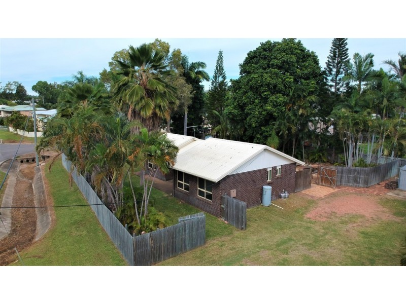 49 Coutts Drive, Bushland Beach QLD 4818