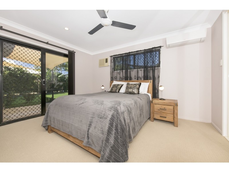 5 Pacific Avenue, Bushland Beach QLD 4818