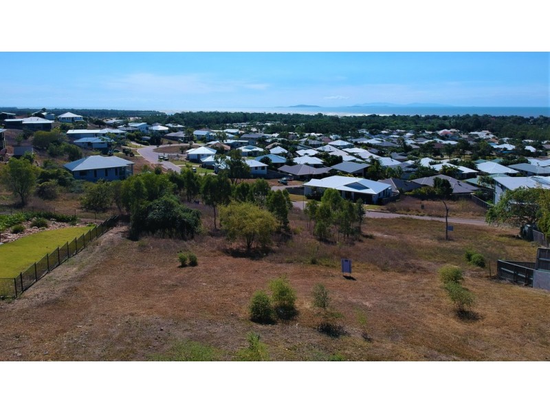 30 Britomart Street, Bushland Beach QLD 4818