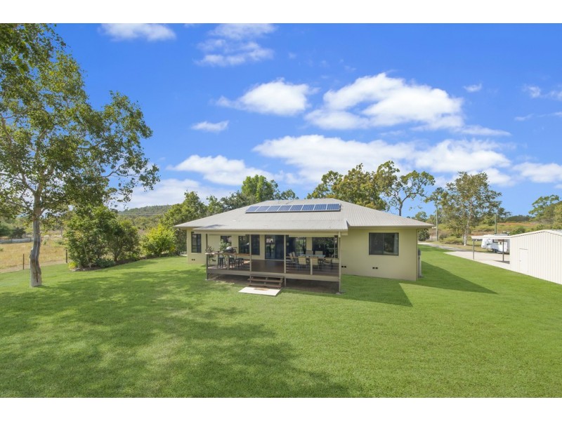 3 White Road, Jensen QLD 4818