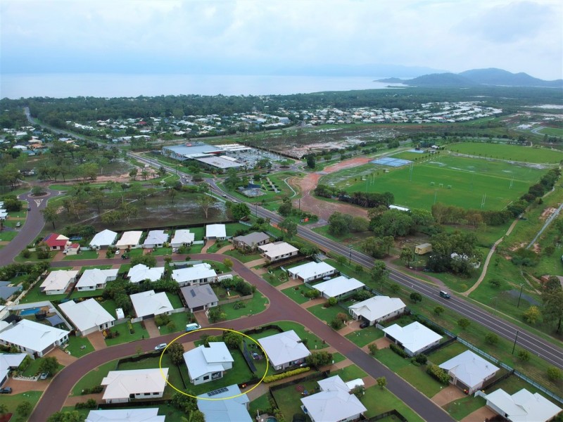 2 Pincer Court, Bushland Beach QLD 4818