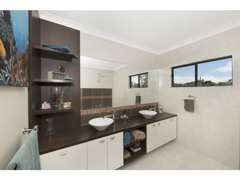 92 Coutts Drive, Bushland Beach QLD 4818