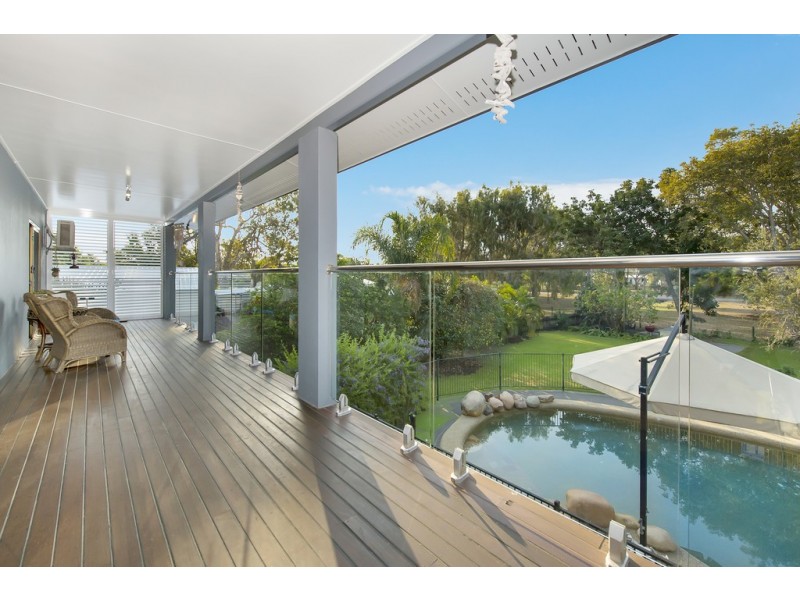 92 Coutts Drive, Bushland Beach QLD 4818