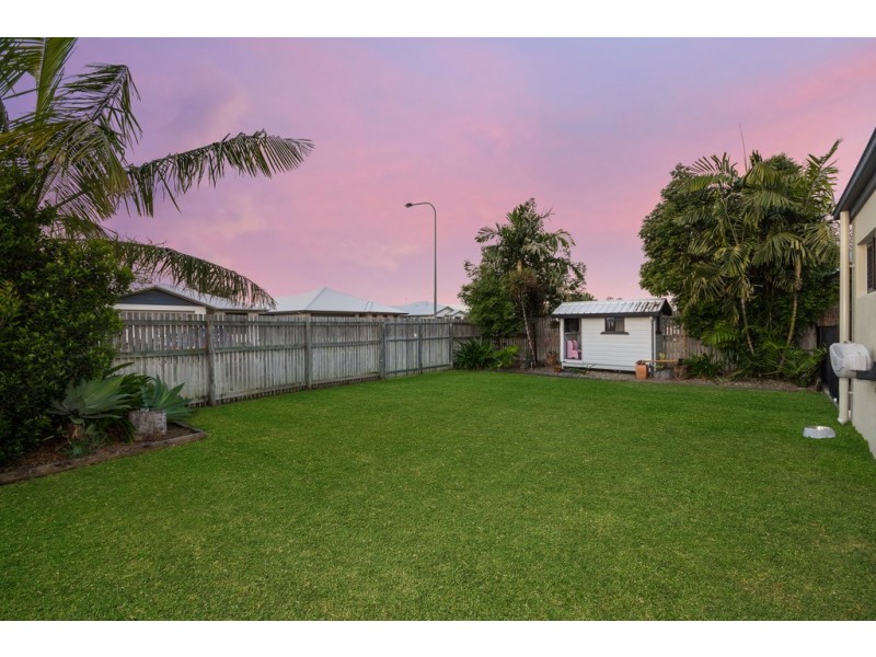 8 Chislett Court, Mount Low QLD 4818