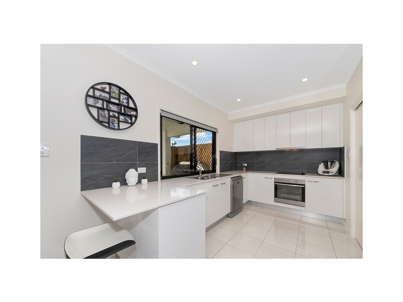 21 Eloise Street, Mount Low QLD 4818