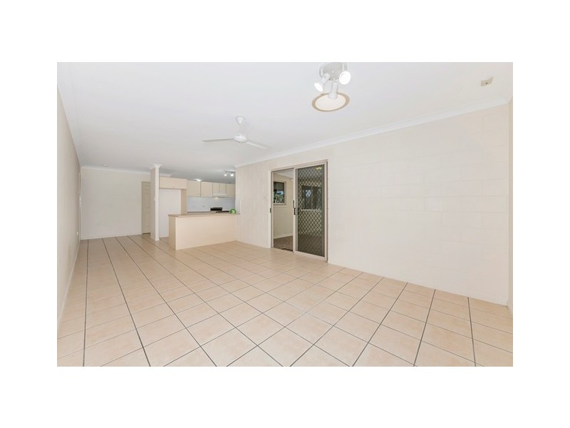 2 Pacific Avenue, Bushland Beach QLD 4818