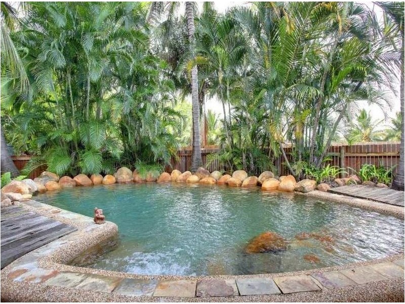 6 Linum Court, Bushland Beach QLD 4818