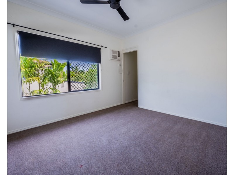 37 Waterview Drive, Bushland Beach QLD 4818