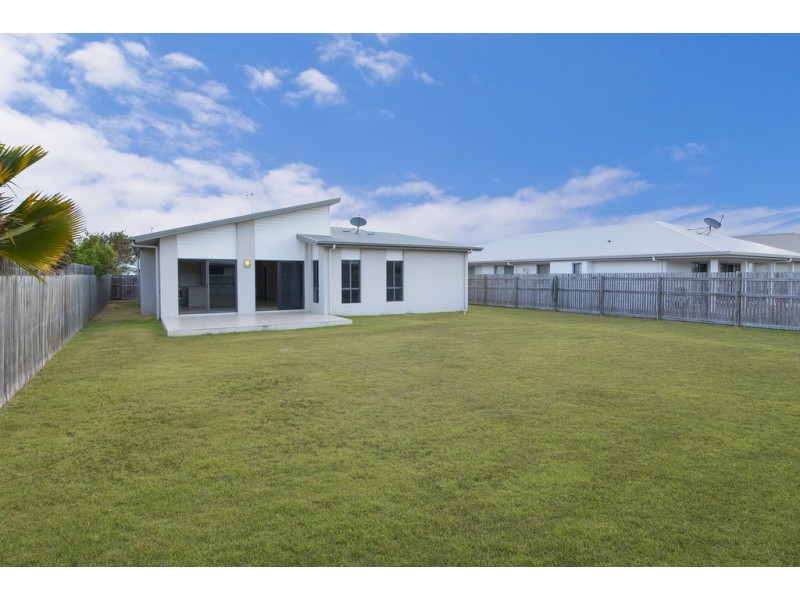 25 Barratonia Way, Mount Low QLD 4818
