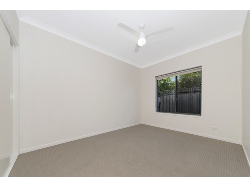 25 Barratonia Way, Mount Low QLD 4818