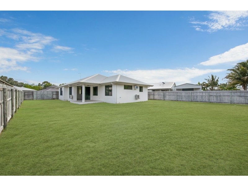 9 Kirrama Court, Bushland Beach QLD 4818