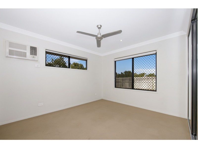 9 Kirrama Court, Bushland Beach QLD 4818