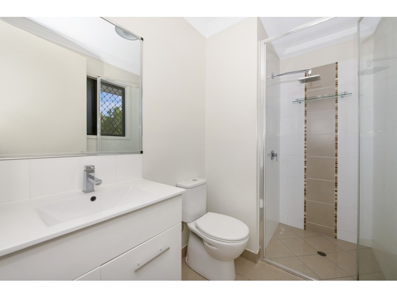 9 Kirrama Court, Bushland Beach QLD 4818