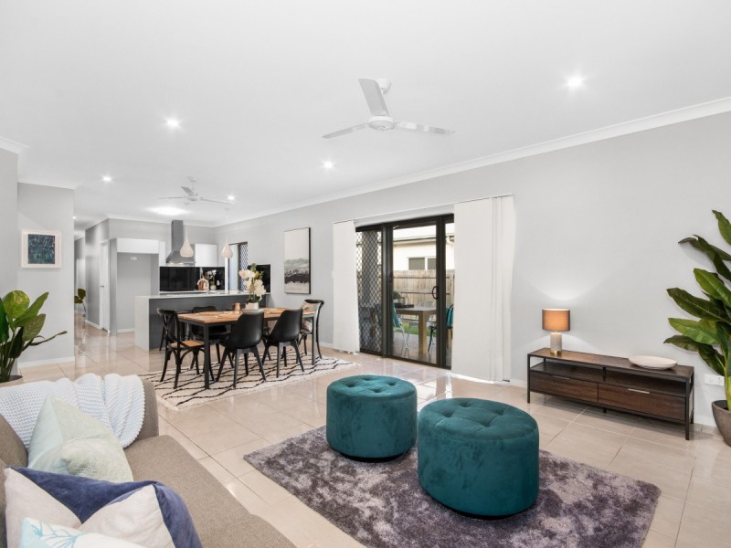 11 Sunburst Street, Mount Low QLD 4818