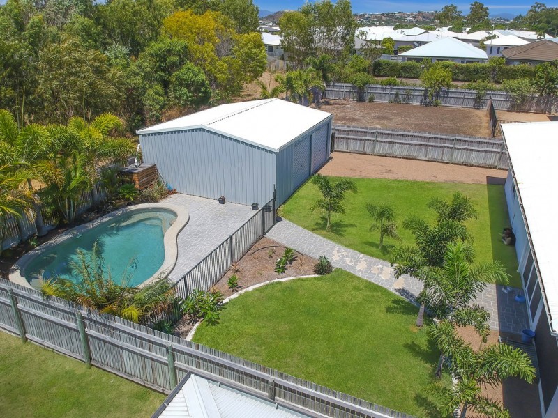 34 Kirrama Court, Bushland Beach QLD 4818