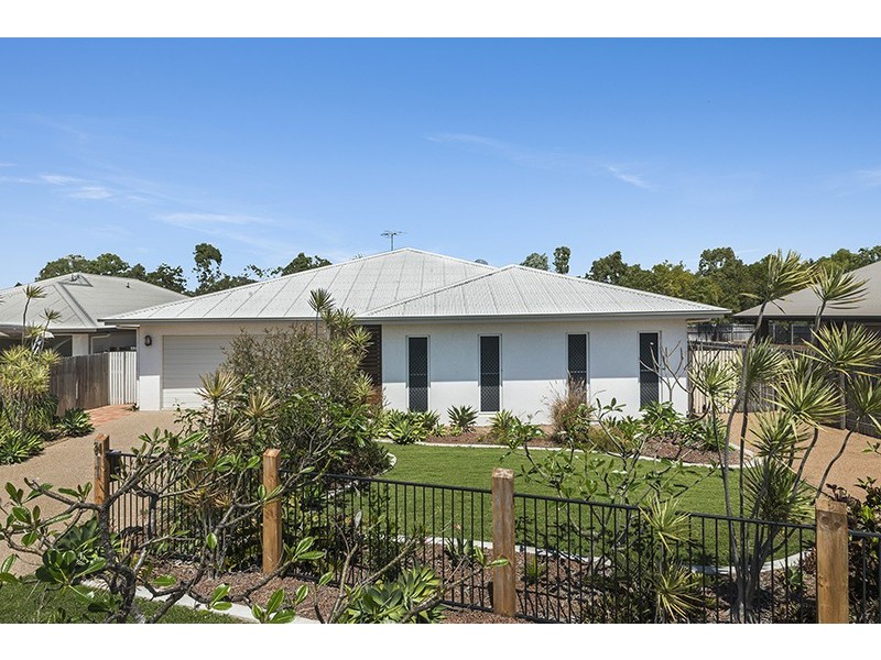 34 Kirrama Court, Bushland Beach QLD 4818