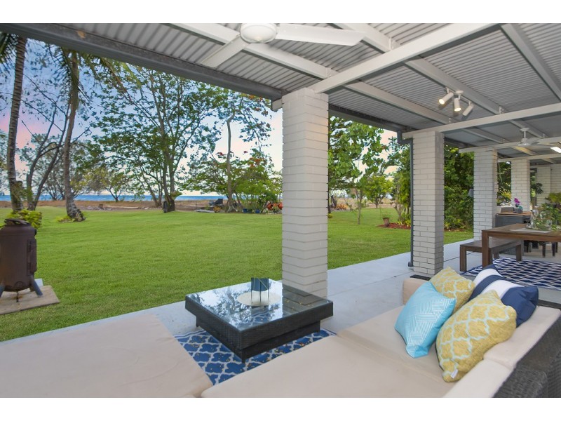 10 The Esplanade, Toolakea QLD 4818