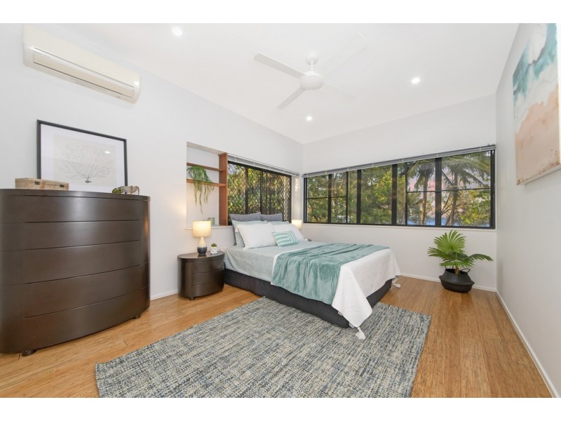 10 The Esplanade, Toolakea QLD 4818